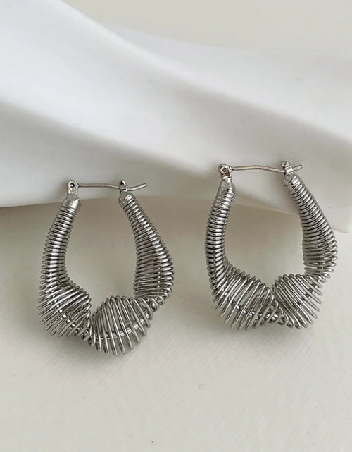 Load image into Gallery viewer, Twist Earrings
